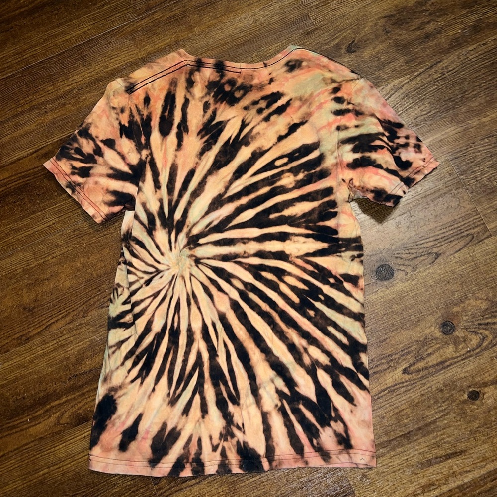 Bigfoot Tie Dye Graphic Short Sleeve Tee Orange Black What The Sigma Kids Size M - Picture 4 of 8